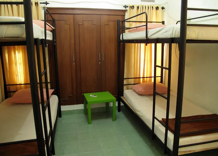Morotai Camp (adults Only) Hostal