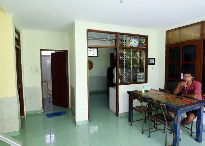 Hostal Morotai Camp (adults Only)