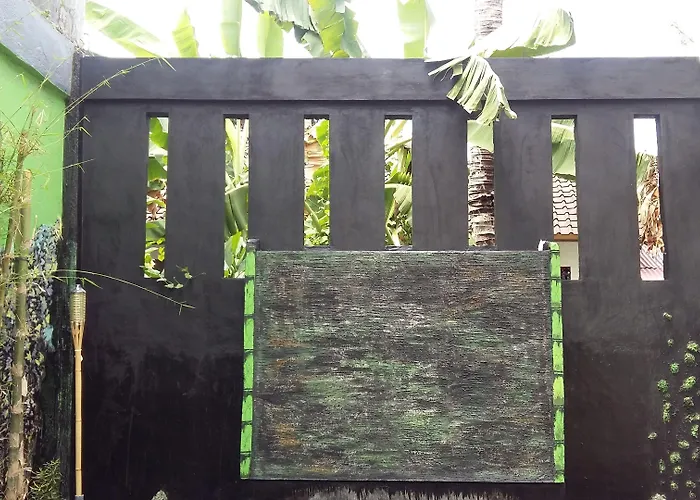 Morotai Camp (adults Only) Hostal *